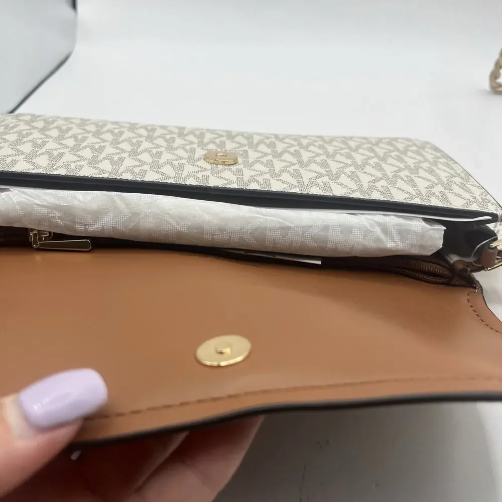 Michael Kors Jet Set Vanilla Multifunctional Crossbody Wallet Handbag